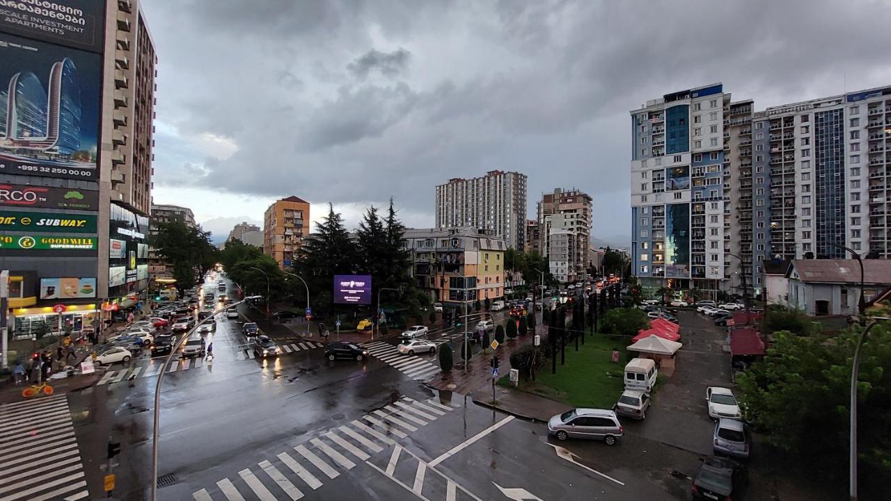 Elit Apartments Батуми Екстериор снимка