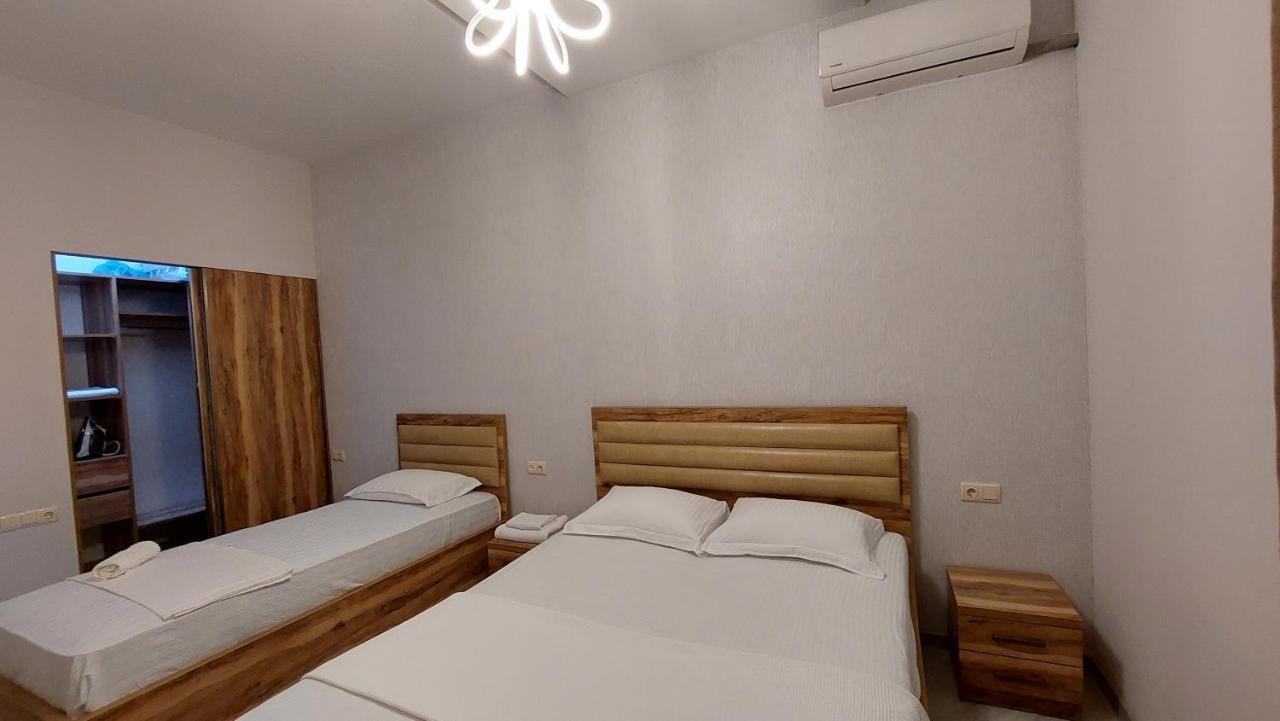 Elit Apartments Батуми Екстериор снимка