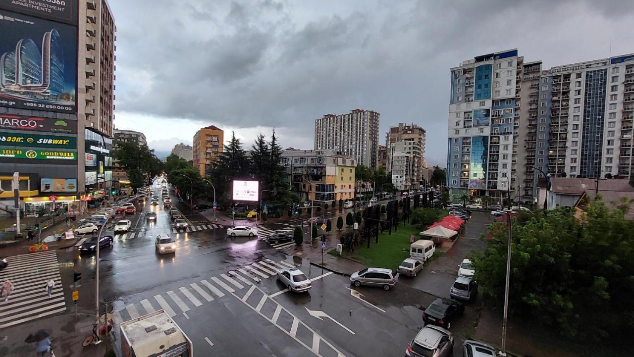 Elit Apartments Батуми Екстериор снимка