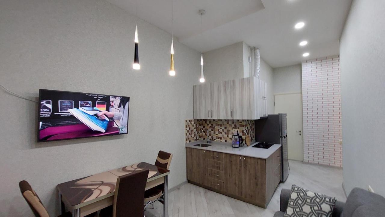 Elit Apartments Батуми Екстериор снимка